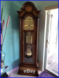 1982 Howard Miller Grandfather Clock #610-199 Heritage Westminster Chimes