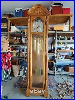 7' Golden Oak Howard Miller Floor Clock Model 611-080 Very Good Condition
