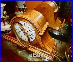 Beautiful HOWARD MILLER Key-wound WESTMINSTER Chime Mantel CLOCK