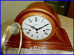 Beautiful HOWARD MILLER Key-wound WESTMINSTER Chime Mantel CLOCK