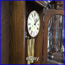 Beautiful Howard Miller Two Spring 2 Weight Westminster Chime Oak Wall Clock