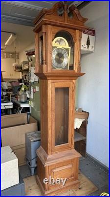 Beautiful OAK grandfather CLOCK