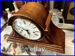 Beautiful Oak Howard Miller Westminster Chime-worthington Mantle Clock 613-102