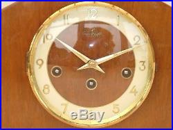 Bentima Hermle 8 Day Light Walnut Westminster Mantel Mantle Chime Clock