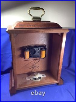 Classic Howard Miller Mantel Clock German Hermle 2114 Quartz Chiming Movement
