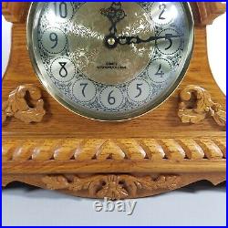 D&A Westminster Chime Mantle Clock Oak Large Vtg 2002 04WPS Leaf Vine Wood