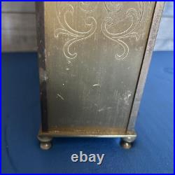 Decorative Vintage Mid Modern Howard Miller Westminster Chime Mantle Clock Decorative Vintage Mid Modern Howard Miller Westminster Chime Mantle Clock