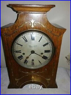 Excellent Quality, Westminster Chimes Bracket Clock in Solid Oak Case. Working