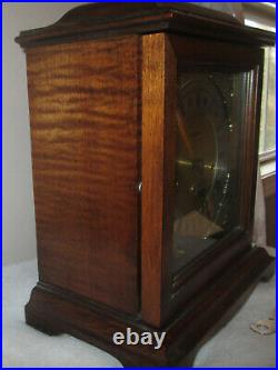 HOWARD MILLER Key Wound Mantel Clock 612-437 Hermle 340-020 Triple Chime