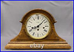 HOWARD MILLER Model 613-102 WESTMINSTER CHIME Oak Mantle Clock 340-020 Germany