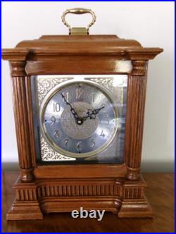 HOWARD MILLER OAK 635-126 Albany Mantel Clock Quartz Kieninger Dual Chime Mvt