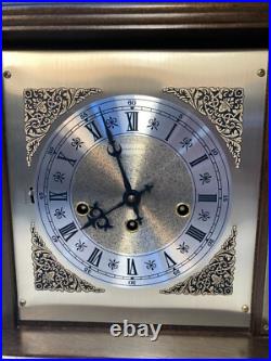 Hamilton Bracket Shelf Clock Key Wind Westminster Chimes Runs Strike & Chimes