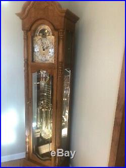 Howard Miller 610-796 Grandfather Clock. Works Great with wonderful chimes