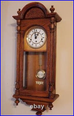 Howard Miller 8-Day Westminster Chime Clock Germany 612-462 Key/Pendulum Workin