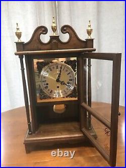 Howard Miller Barwick Pendulum Wood Mantle Clock 4993 Westminister Vintage HTF