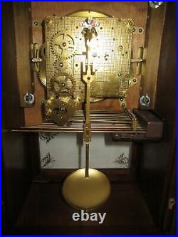 Howard Miller Barwick Pillar & Scroll Triple Chime Movement Clock 8-Day