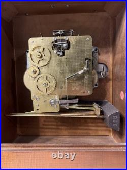 Howard Miller Chiming Mantel Clock Model 612-437 American /German movement