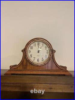 Howard Miller Deluxe Chiming Quartz Mantel Clock (CHM1828)