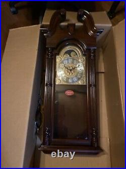 Howard Miller Everett Pendulum Wall Clock 620226 Windsor Cherry