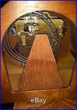 Howard Miller Model 613-615 Westminster Chime Oak Mantle Clock