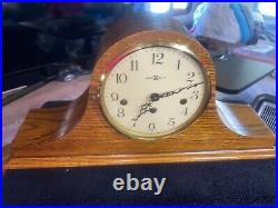 Howard Miller Quarter Hour Strike Oak Mantle Clock With Key Excellent