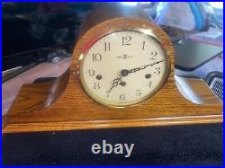 Howard Miller Quarter Hour Strike Oak Mantle Clock With Key Excellent