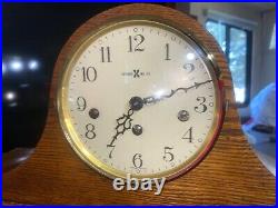 Howard Miller Quarter Hour Strike Oak Mantle Clock With Key Excellent