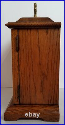 Howard Miller Quarter Hour Westminster Chime Bracket Mantel Clock 8-Day