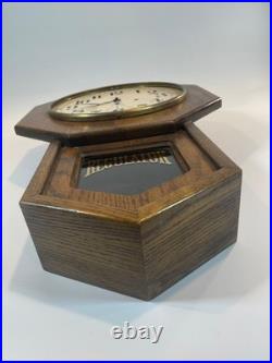 Howard Miller Regulator Wall Clock Chimes Mechanical Key 612-533 Honey Oak Works Howard Miller Regulator Wall Clock Chimes Mechanical Key 612-533 Honey Oak Works