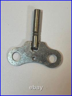 Howard Miller Regulator Wall Clock Chimes Mechanical Key 612-533 Honey Oak Works