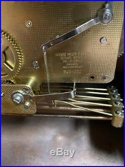 Howard Miller Westminster Chime Mantle Clock 612-437 No. 141 Vintage Key Tested