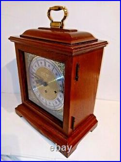 Howard Miller Westminster Chime Oak Mantel Clock Excellent