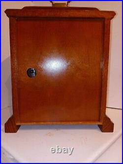 Howard Miller Westminster Chime Oak Mantel Clock Excellent