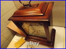 Howard Miller mantel clock 340-020 Key Wind 1/4 hour TripleChime Holds Time Mint