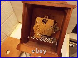 Howard Miller mantel clock 340-020 Key Wind 1/4 hour TripleChime Holds Time Mint