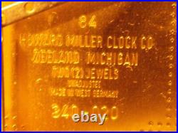 Howard Miller mantel clock 340-020 Key Wind 1/4 hour TripleChime Holds Time Mint