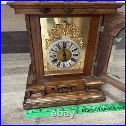 Junghans Germany Westminster Mahogany Mantle Bracket Clock Junghans Germany Westminster Mahogany Mantle Bracket Clock