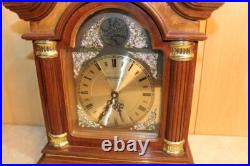 Modern Westminster Chime Quartz Battery Colonial Bracket Style clock