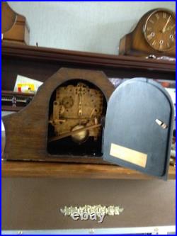 Perivale Anvil Art Decor Westminster Chime 8 Day Mantle Clock Working Key V G C Perivale Anvil Art Decor Westminster Chime 8 Day Mantle Clock Working Key V G C