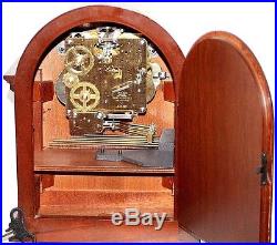 Running Howard Miller Barrister Mahogany Inlay Westminster Chime Bracket Clock