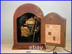 Revere Herschede model 1210 Telechron WESTMINSTER CHIME CLOCK -nice shape 1938 Revere Herschede model 1210 Telechron WESTMINSTER CHIME CLOCK -nice shape 1938