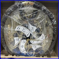 Seiko Melodies in Motion Special Christmas Edition Clock 22 Crystals 45 Songs