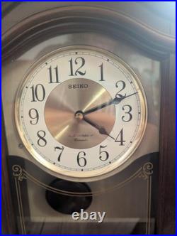 Seiko Westminster 12 Melodies Mantle Clock With Pendulum and Daytime Monitor
