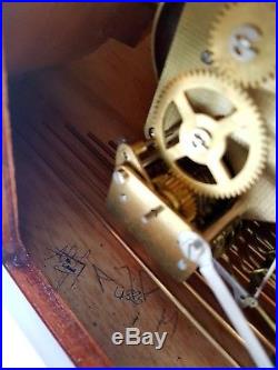 Sligh Franz Hermle 2 jewel 3 chimes Westminster mantel clock model 1050-021 NOS