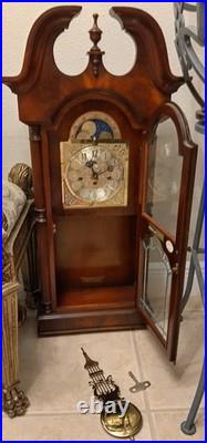 Sligh wall clock Vtg mahogany veneer case beveled glass Westminster chimes USA