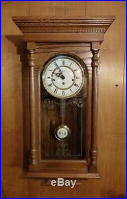 Very Nice Ridgeway Oak Westminster Chimes Wall Clock