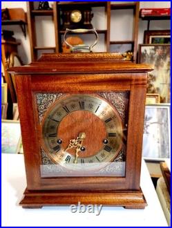 Very Nice Vintage Elgin 8 Day Westminster Chime Bracket Clock Working Well 1969