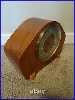 Vintage 1950's Smiths 8 Day Oak Mantel Clock Westminster Chime (Key Pendulum)