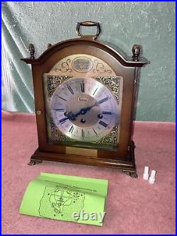 Vintage 1980s Bulova Fugit Westminster Chime mantel clock MINT A+