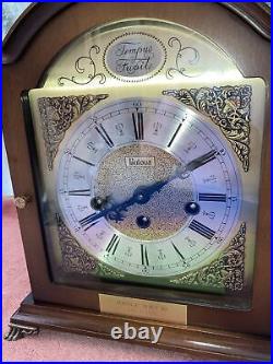 Vintage 1980s Bulova Fugit Westminster Chime mantel clock MINT A+